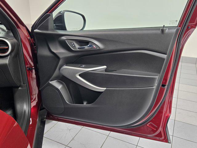 new 2025 Chevrolet Trax car, priced at $24,344