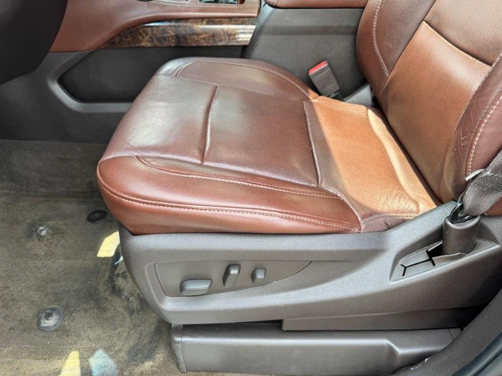 used 2015 Chevrolet Suburban car, priced at $16,995