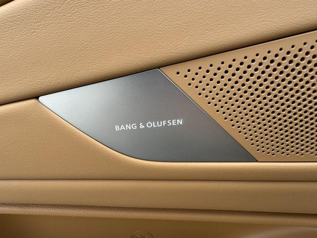 new 2025 Genesis G80 car, priced at $63,900