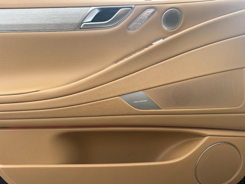 new 2025 Genesis G80 car, priced at $63,900