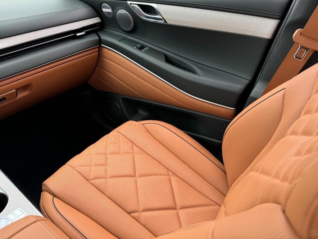 new 2025 Genesis GV80 car, priced at $82,889