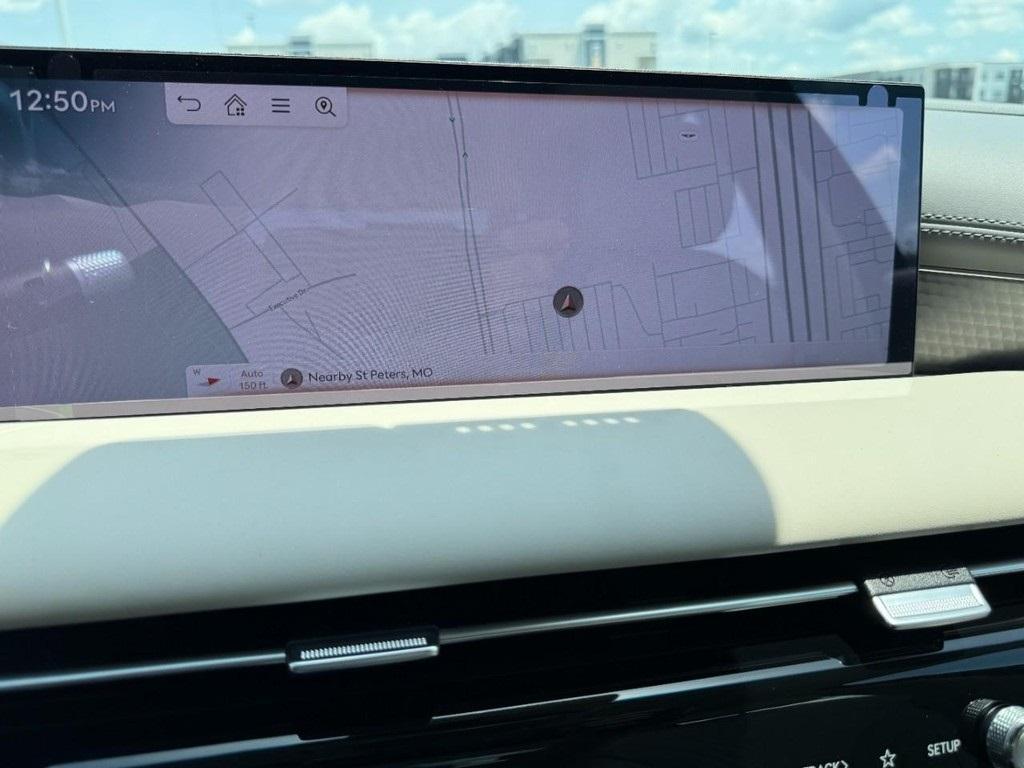 new 2025 Genesis G80 car, priced at $70,555