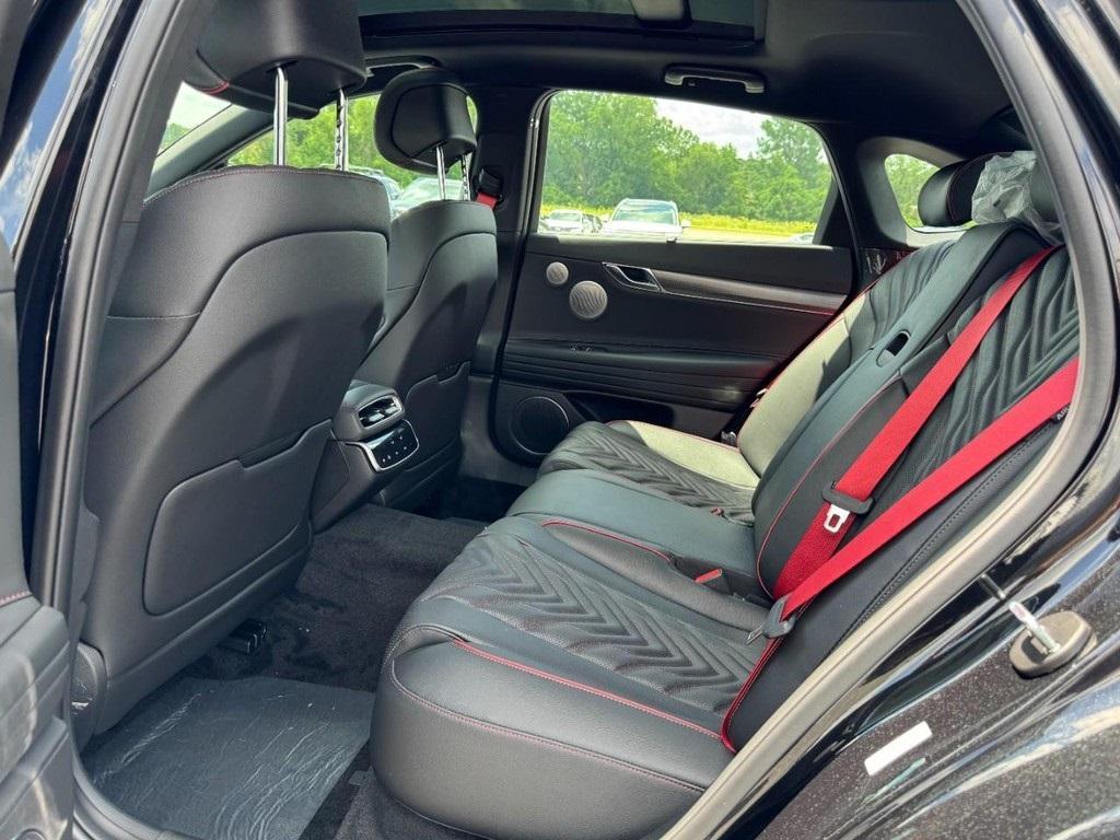 new 2025 Genesis G80 car, priced at $72,085