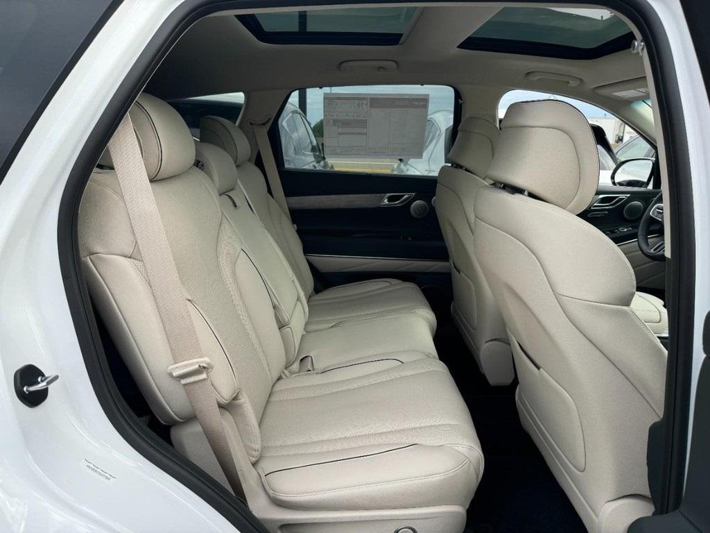 new 2025 Genesis GV80 car, priced at $76,270