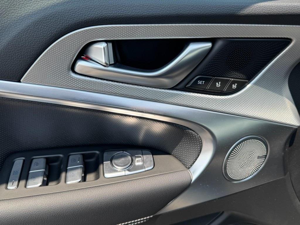new 2026 Genesis G70 car, priced at $52,300