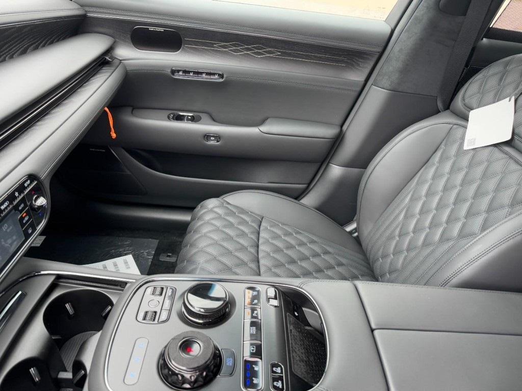 new 2026 Genesis G90 car, priced at $108,160