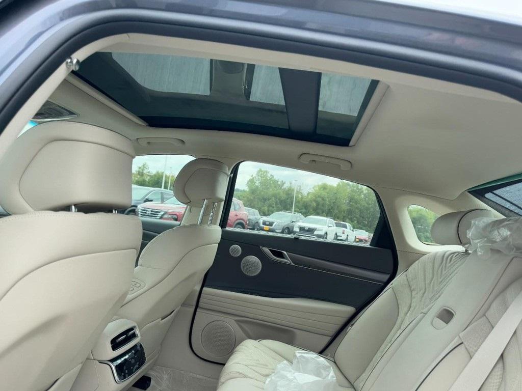 new 2026 Genesis G80 car, priced at $72,425