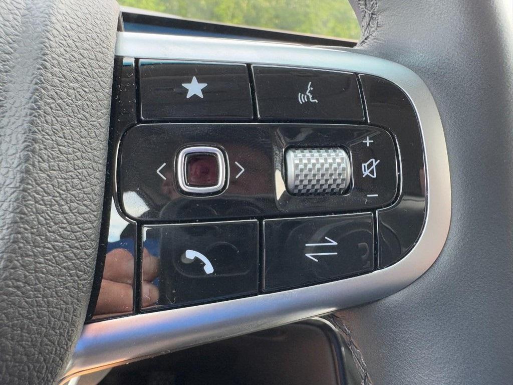 used 2025 Genesis G80 car, priced at $51,847