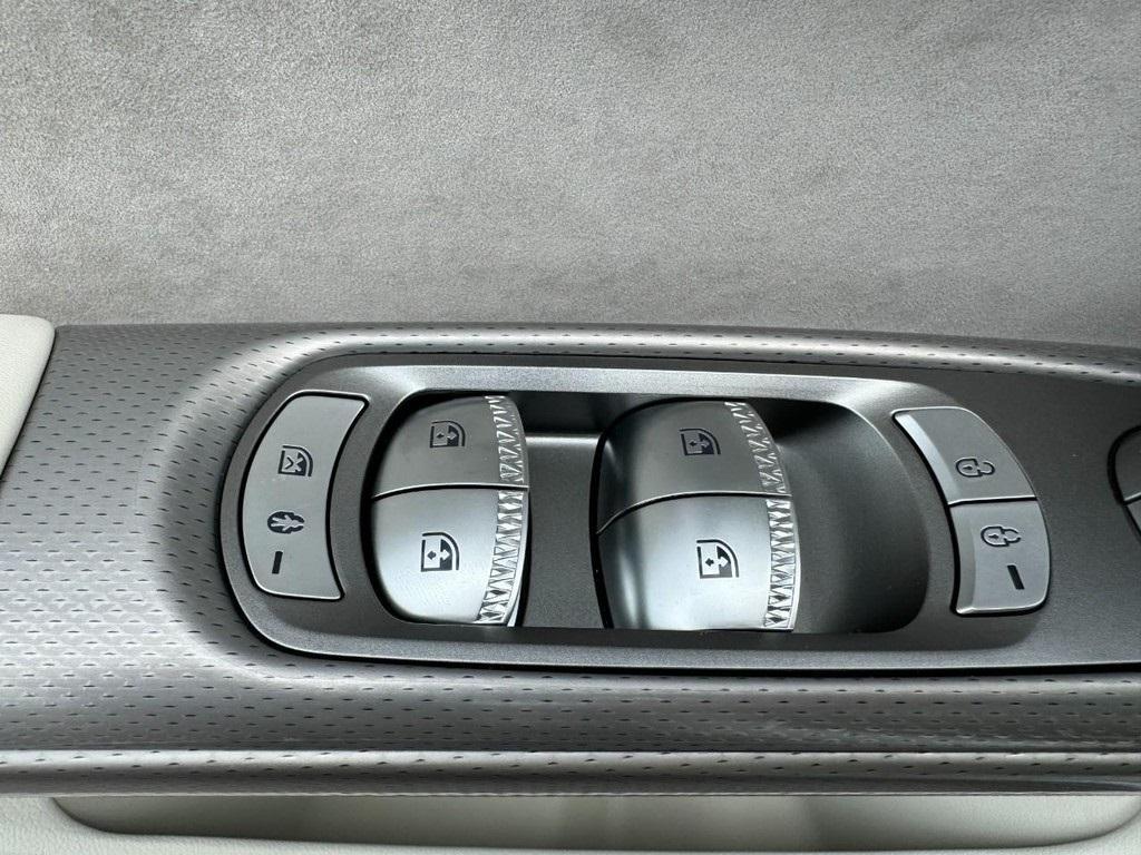 new 2025 Genesis GV60 car, priced at $72,070