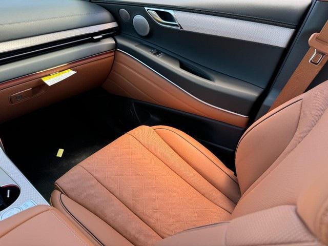 new 2025 Genesis GV80 car, priced at $77,140