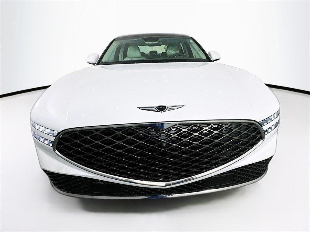 new 2025 Genesis G90 car, priced at $97,685