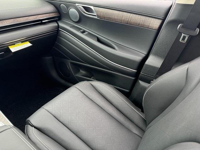 new 2025 Genesis GV80 car, priced at $73,470