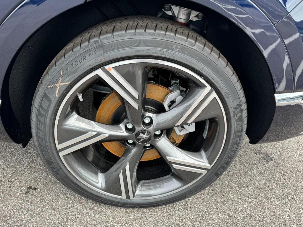 new 2025 Genesis GV80 car, priced at $81,674
