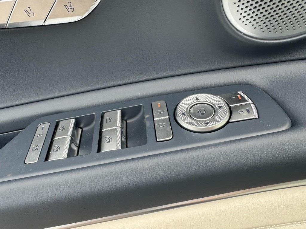 new 2025 Genesis GV80 car, priced at $82,745