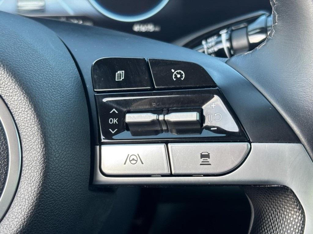 used 2023 Hyundai Elantra car, priced at $19,977