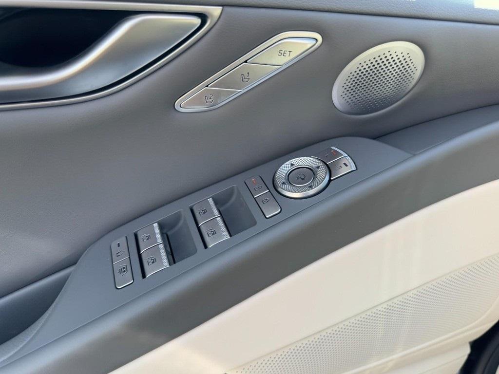 new 2026 Genesis G80 car, priced at $72,550