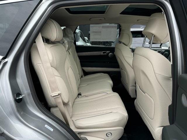 new 2025 Genesis GV80 car, priced at $77,084