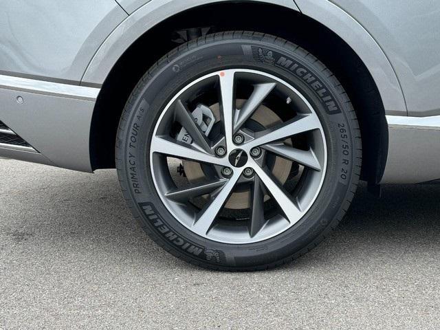 new 2025 Genesis GV80 car, priced at $77,084