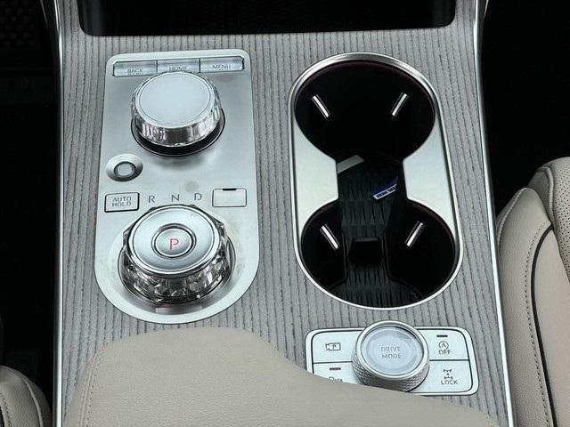 new 2025 Genesis GV80 car, priced at $77,084