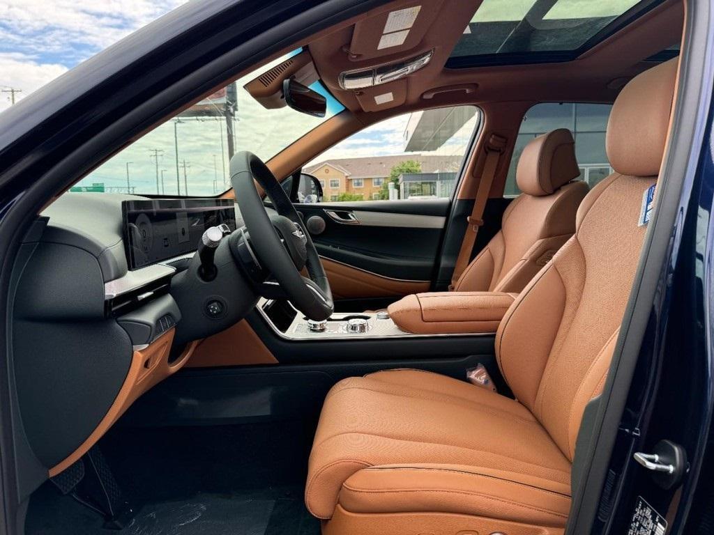new 2025 Genesis GV80 car, priced at $77,034