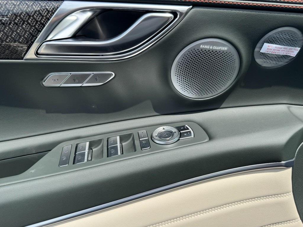 new 2025 Genesis GV80 Coupe car, priced at $87,455