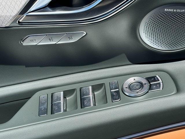 new 2025 Genesis GV80 car, priced at $76,760