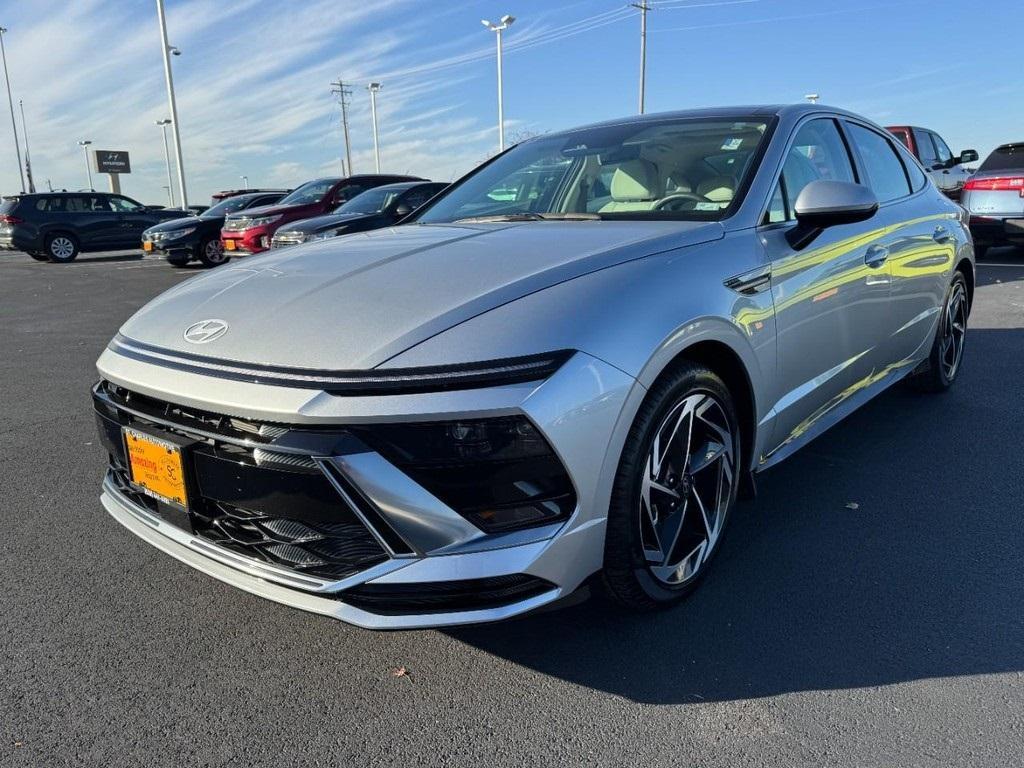 used 2024 Hyundai Sonata car, priced at $24,277