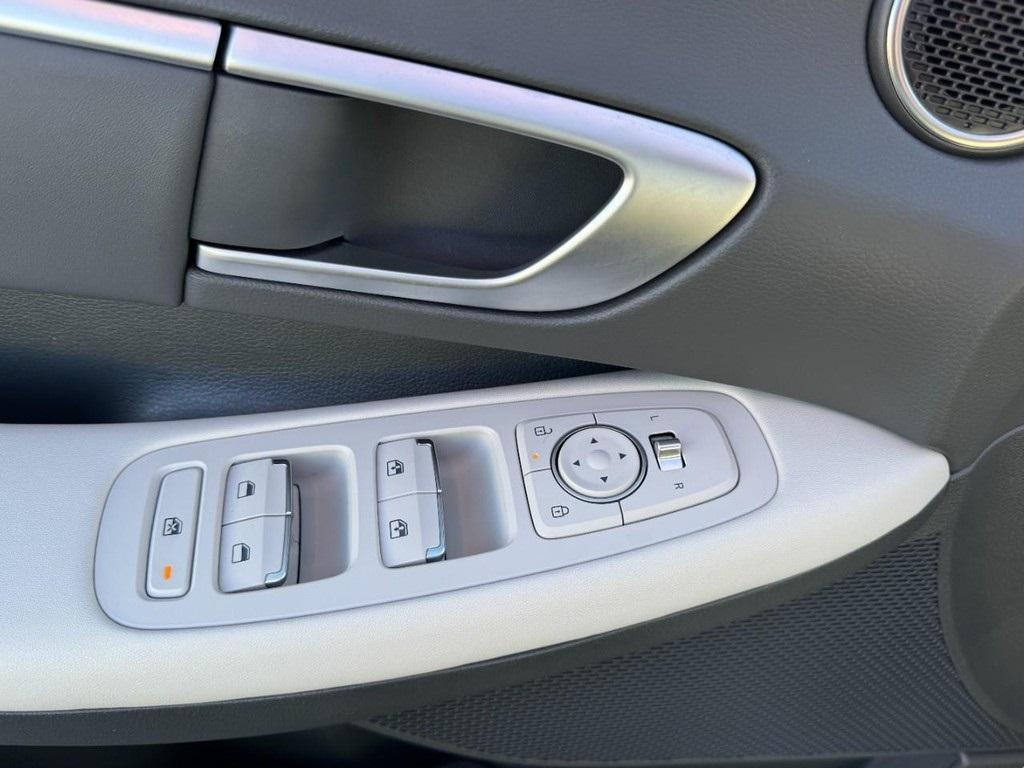 used 2024 Hyundai Sonata car, priced at $24,277