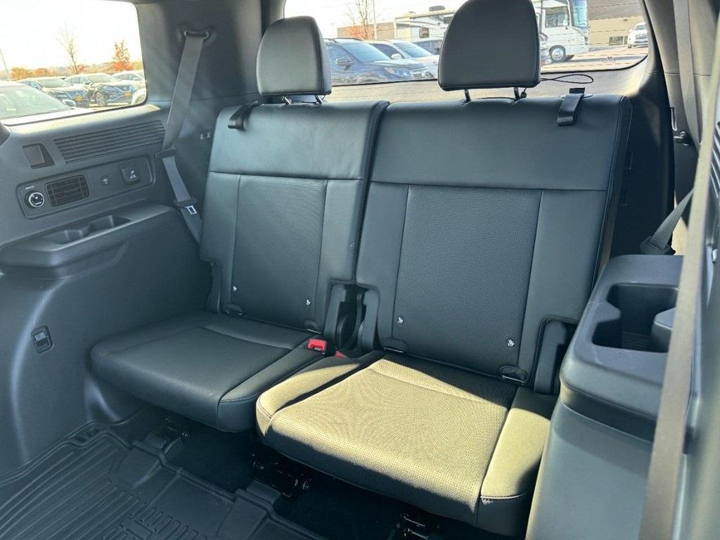 used 2025 Hyundai SANTA FE HEV car, priced at $39,977