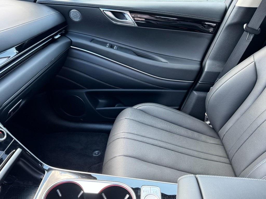 used 2025 Genesis GV80 car, priced at $53,995