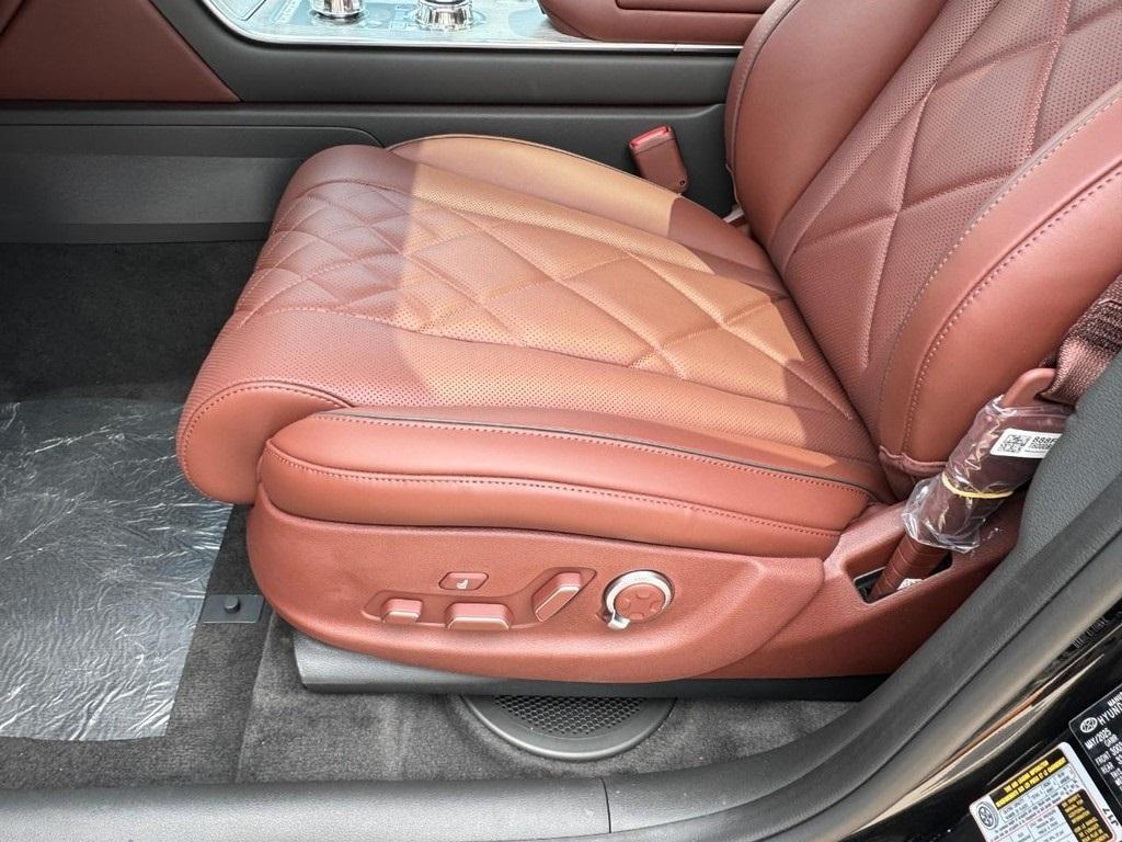 new 2025 Genesis GV80 car, priced at $82,674