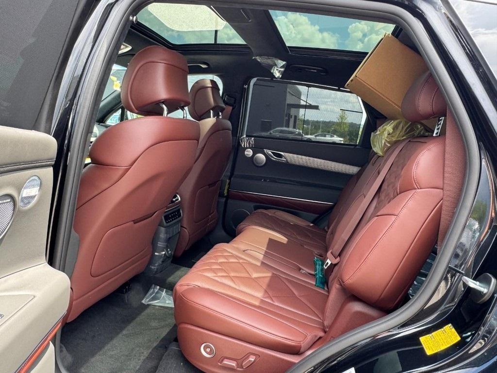 new 2025 Genesis GV80 car, priced at $82,674