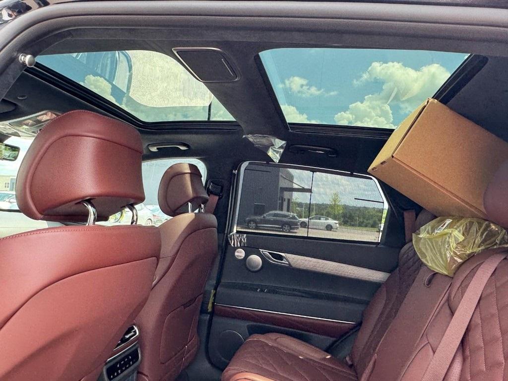 new 2025 Genesis GV80 car, priced at $82,674