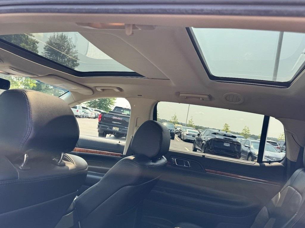 used 2018 Lincoln MKT car, priced at $10,977