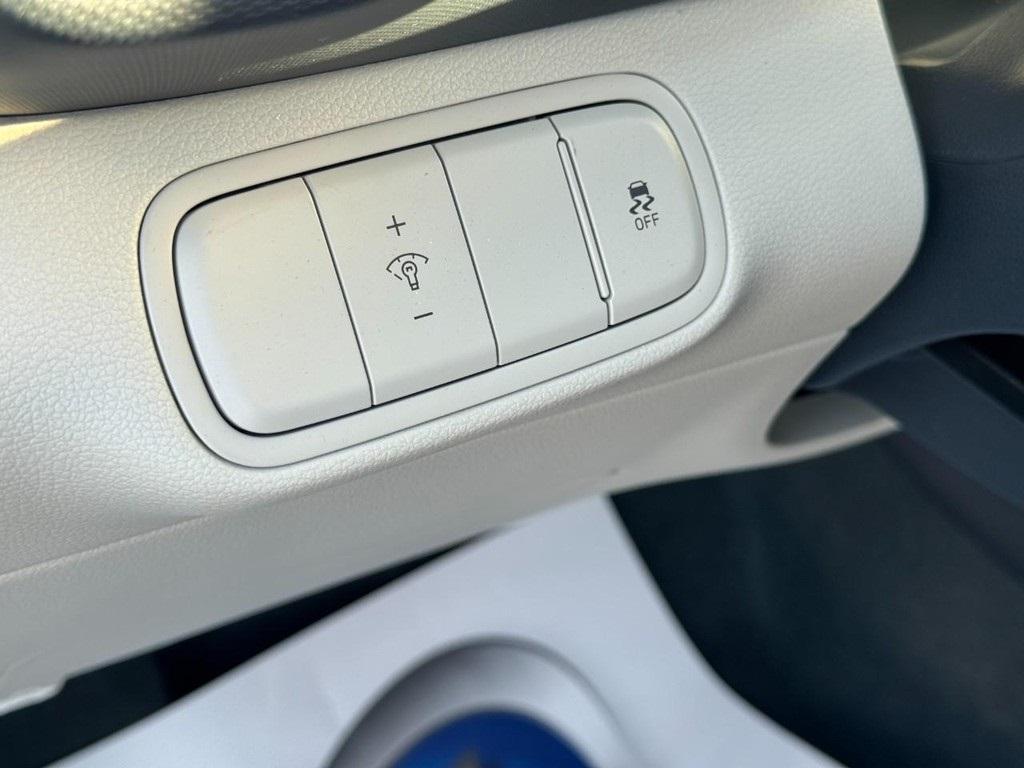 used 2025 Hyundai Venue car, priced at $23,277