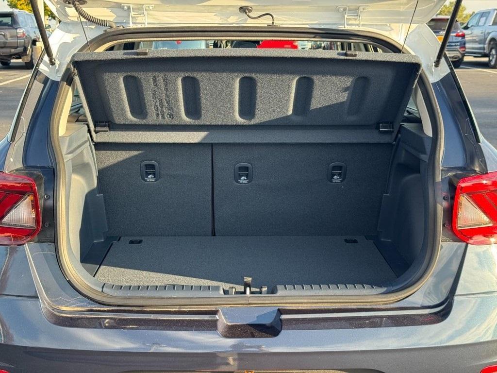used 2025 Hyundai Venue car, priced at $23,277