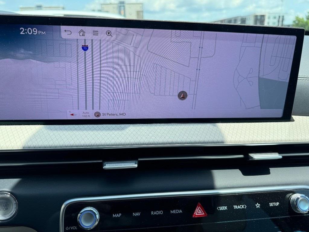 new 2025 Genesis GV80 car, priced at $82,745