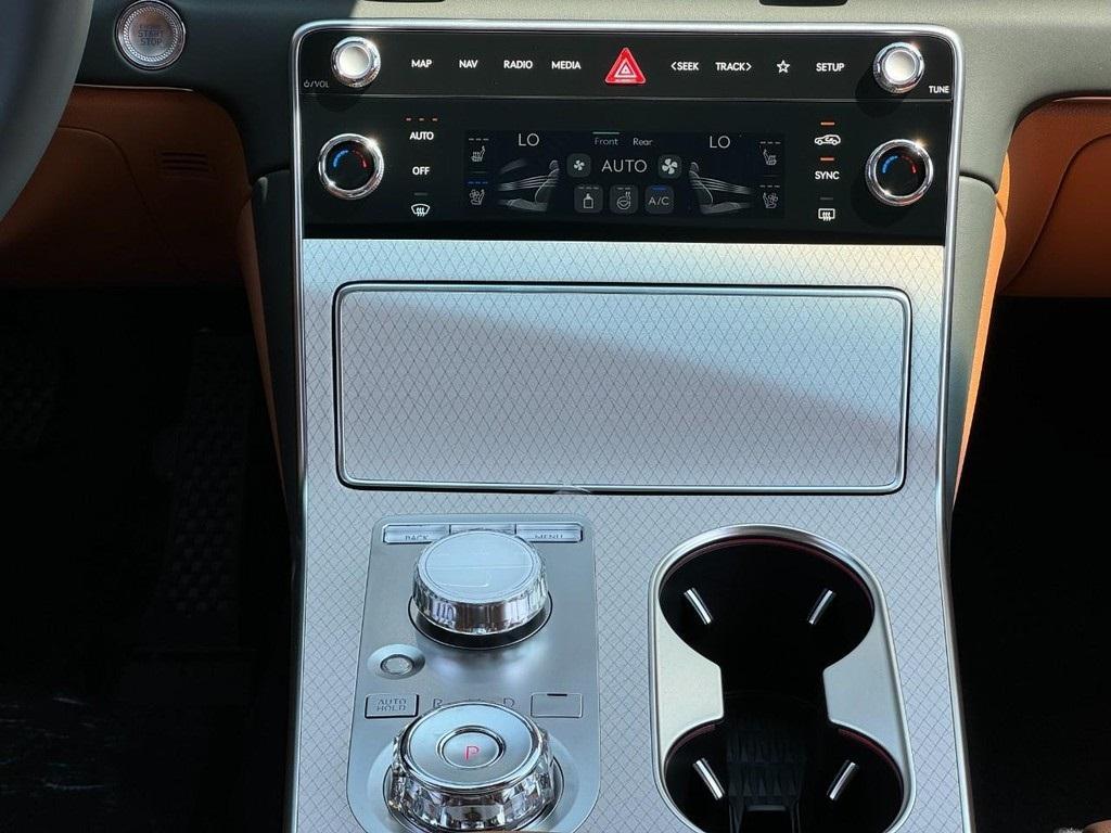 new 2025 Genesis GV80 car, priced at $77,389