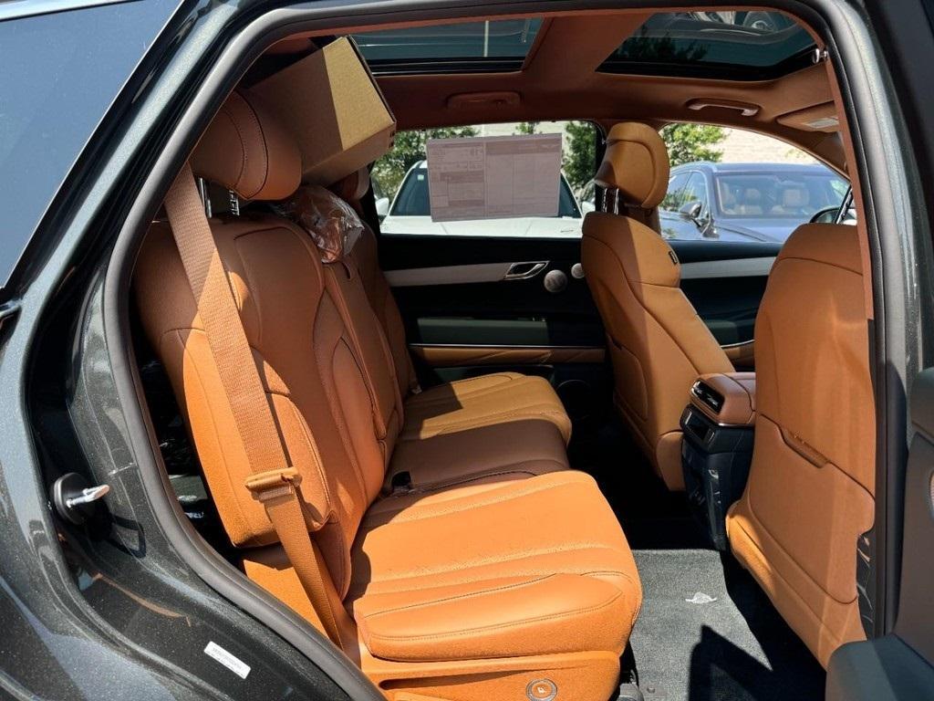 new 2025 Genesis GV80 car, priced at $77,389