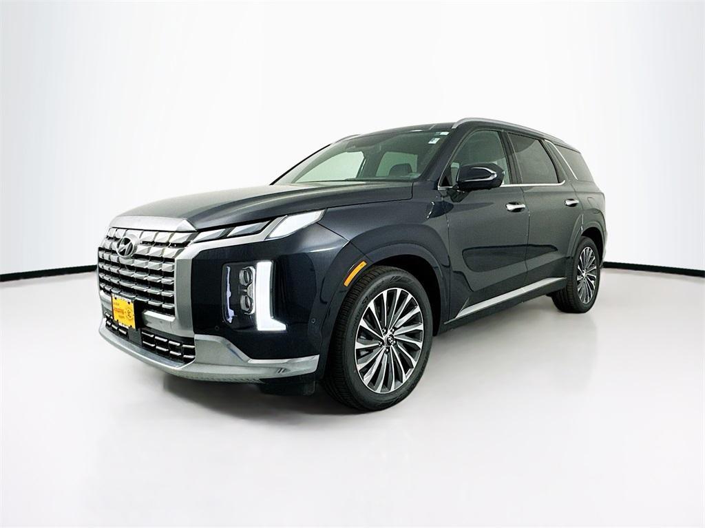 used 2024 Hyundai Palisade car, priced at $48,995