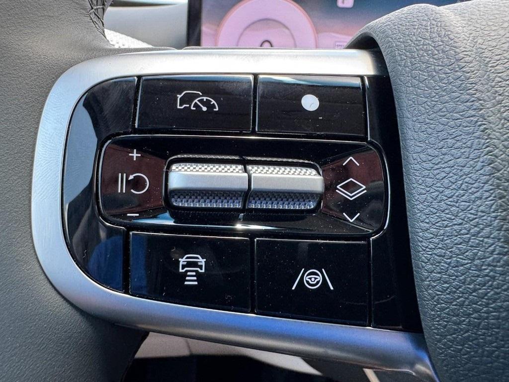 new 2025 Genesis GV80 car, priced at $77,024