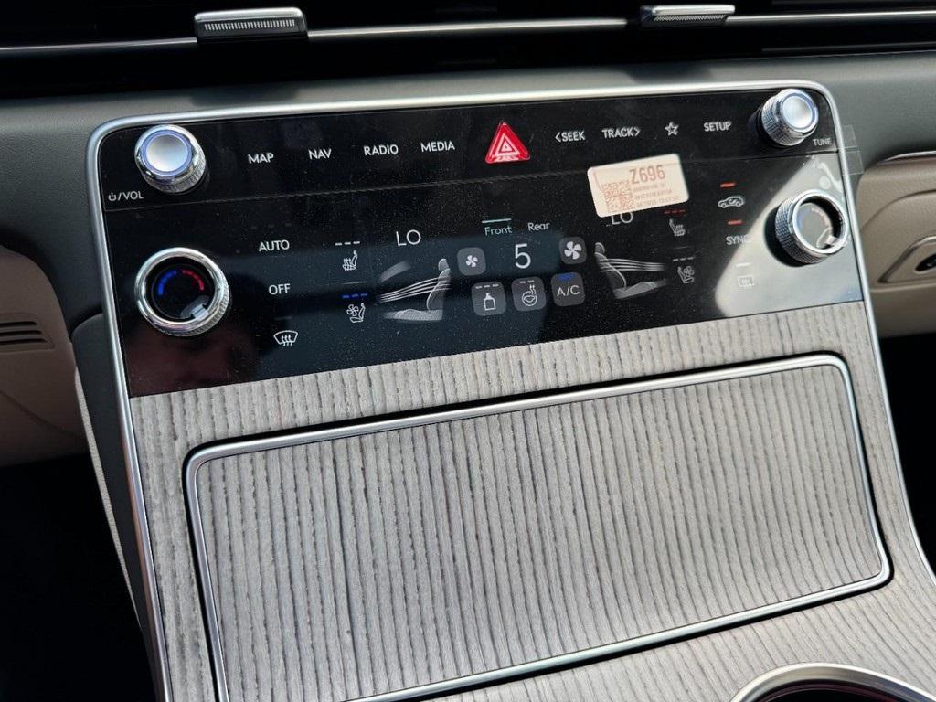 new 2025 Genesis GV80 car, priced at $77,024