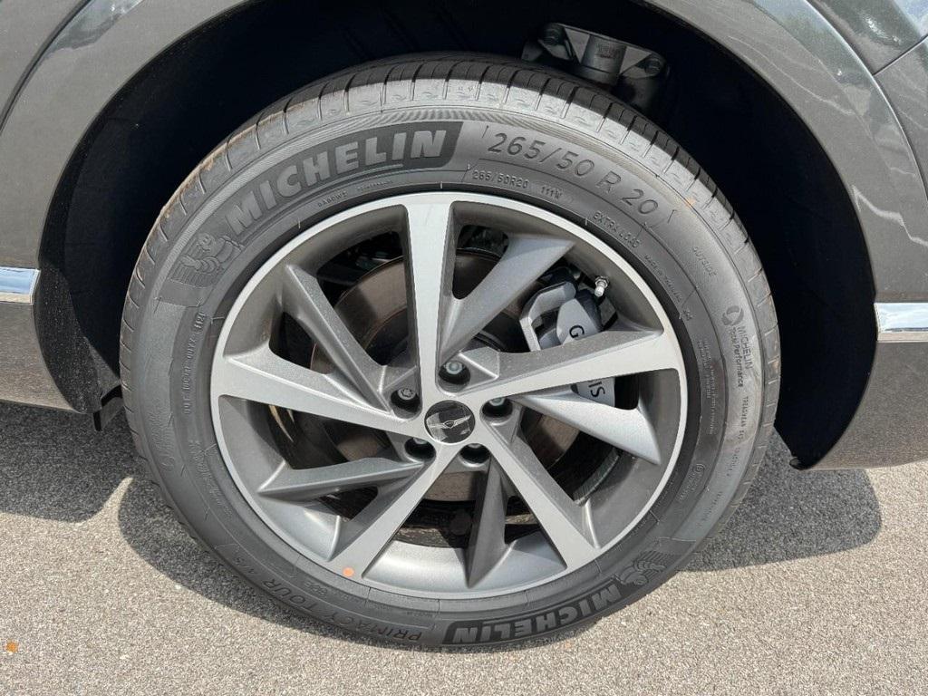 new 2025 Genesis GV80 car, priced at $69,154