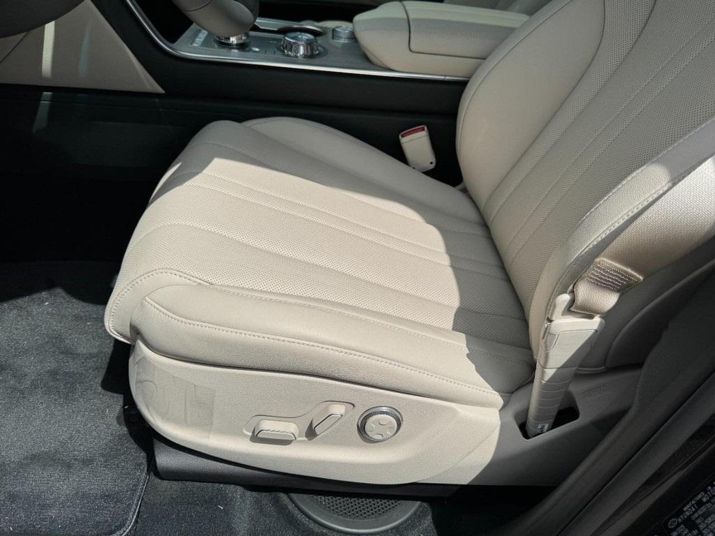 new 2025 Genesis GV80 car, priced at $69,154