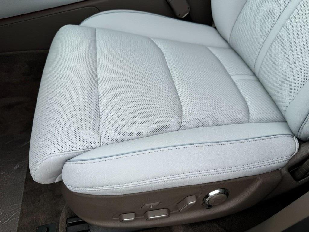 new 2026 Genesis Electrified GV70 car, priced at $71,670