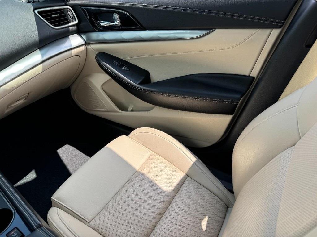 used 2021 Nissan Maxima car, priced at $20,998