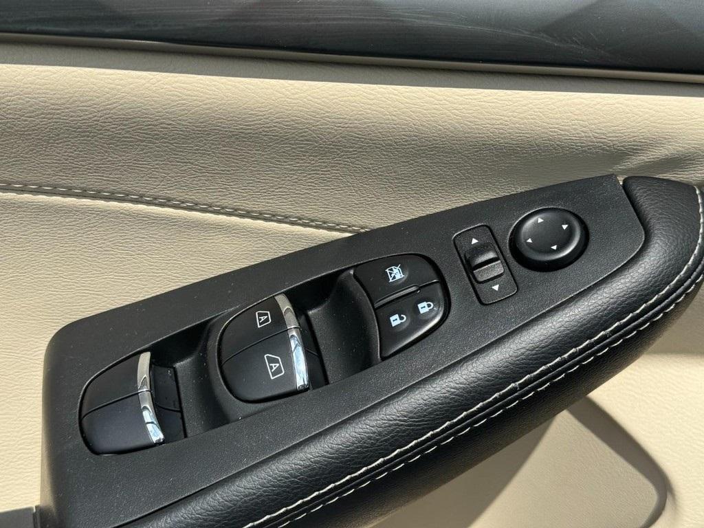 used 2021 Nissan Maxima car, priced at $20,998