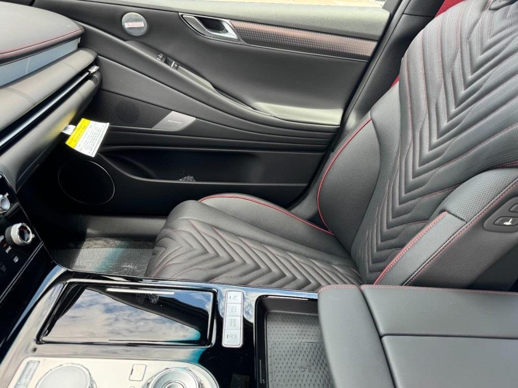 new 2025 Genesis G80 car, priced at $71,945