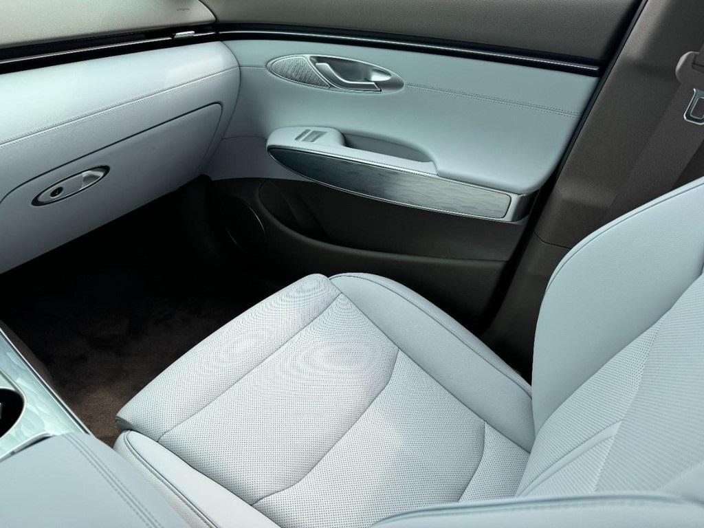 new 2026 Genesis Electrified GV70 car, priced at $66,770