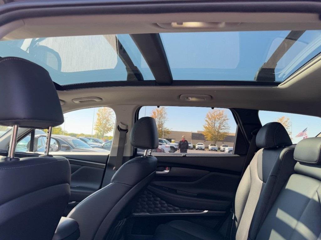 used 2022 Hyundai Santa Fe car, priced at $25,977